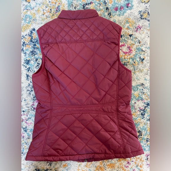 Red puffer vest - Picture 2 of 2
